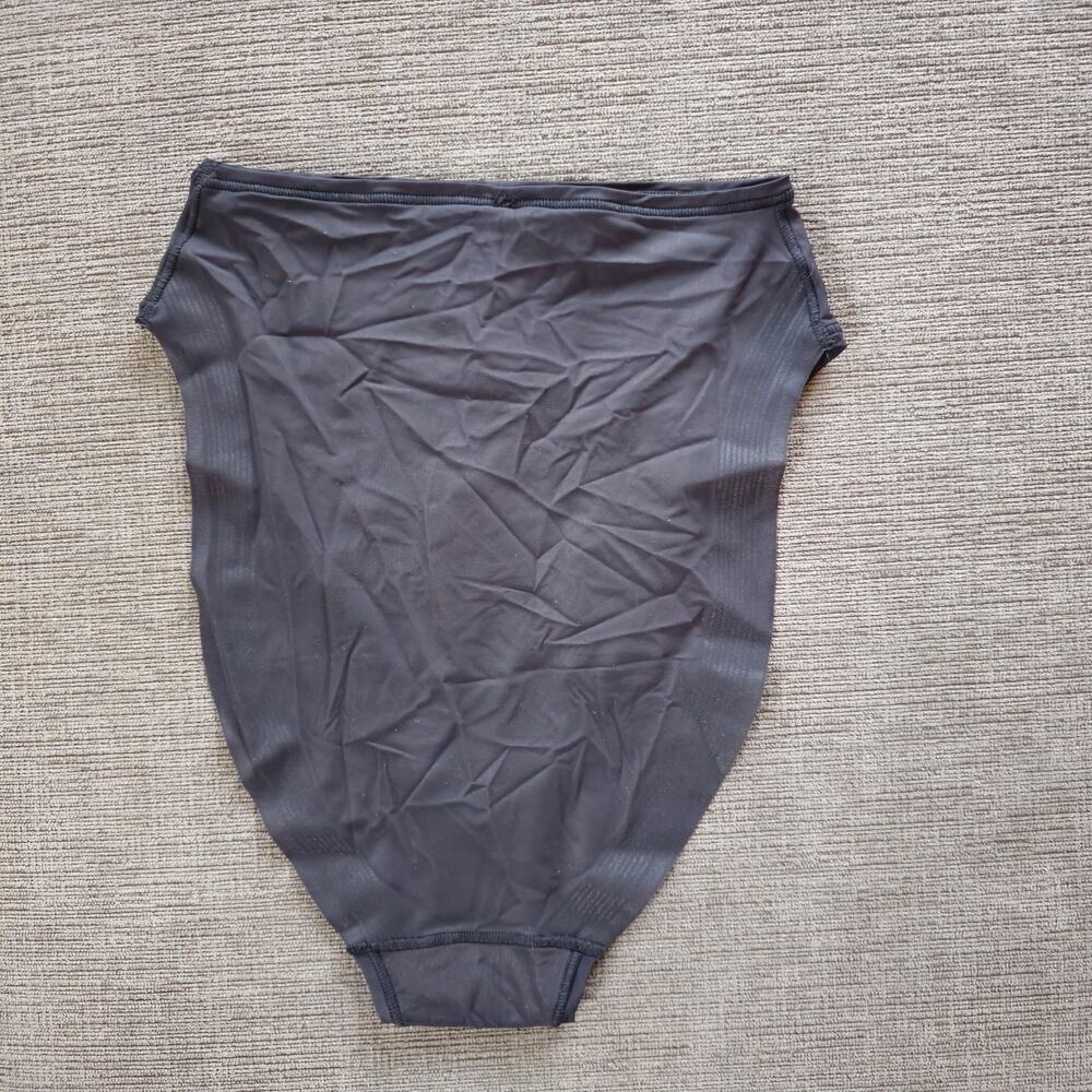 NWT Skims Women's Black High Waist Shapewear Briefs Size XXS